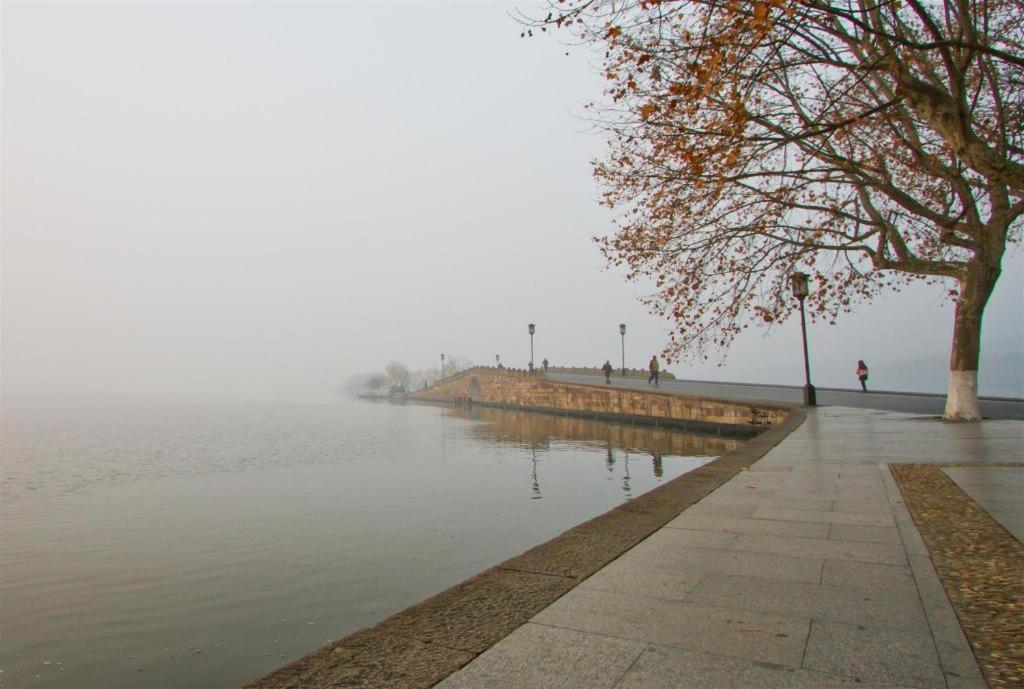 Ji Hotel Hangzhou Xihu Fengqi Road Exteriör bild