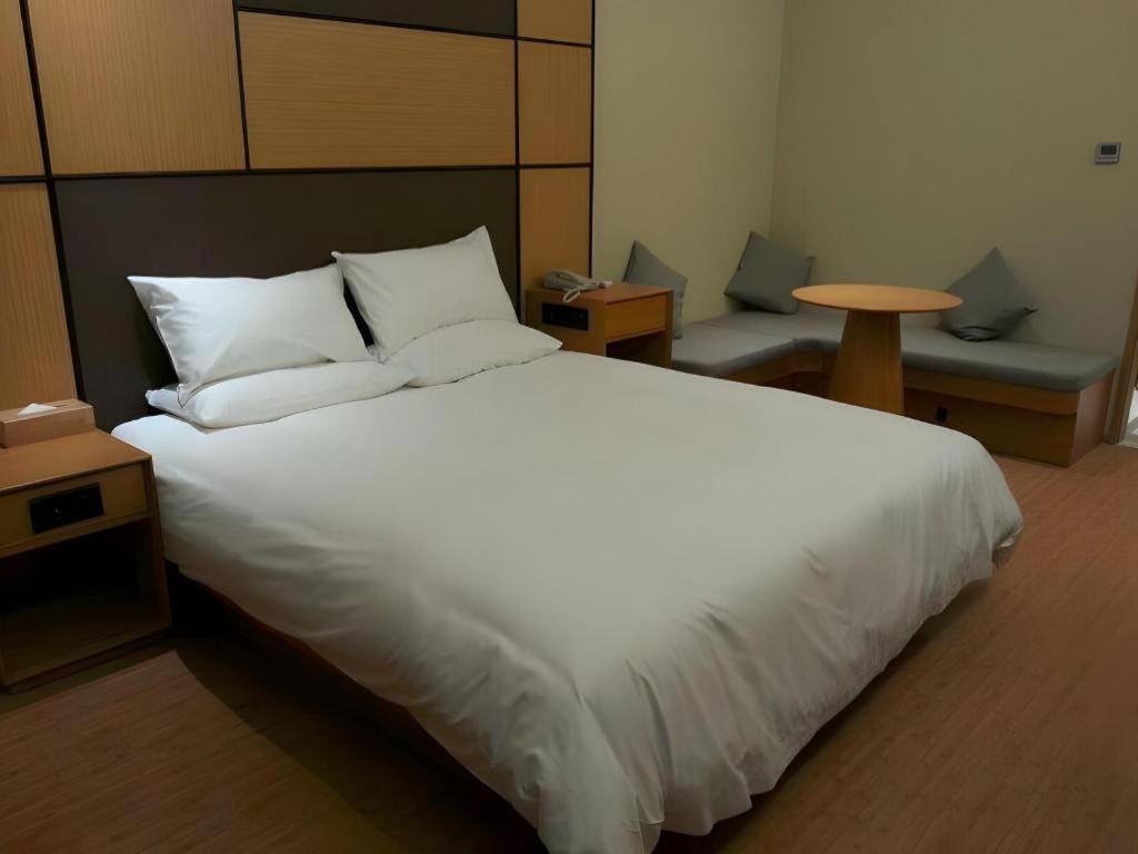 Ji Hotel Hangzhou Xihu Fengqi Road Exteriör bild