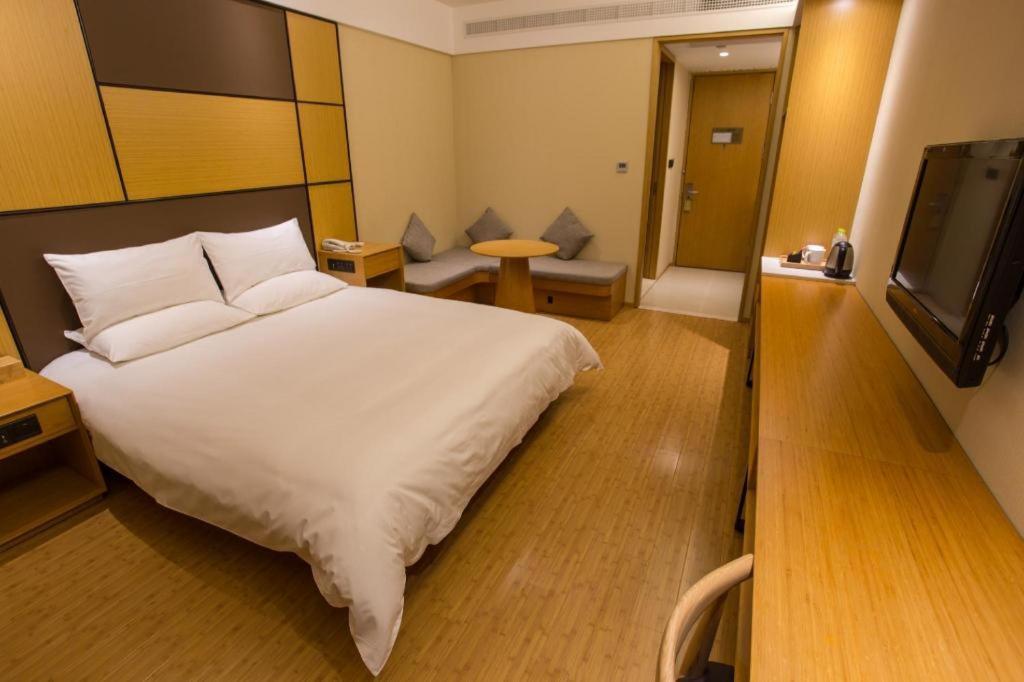 Ji Hotel Hangzhou Xihu Fengqi Road Exteriör bild