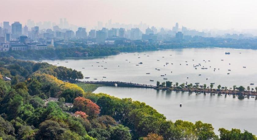 Ji Hotel Hangzhou Xihu Fengqi Road Exteriör bild