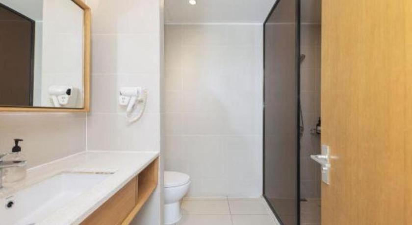 Ji Hotel Hangzhou Xihu Fengqi Road Exteriör bild
